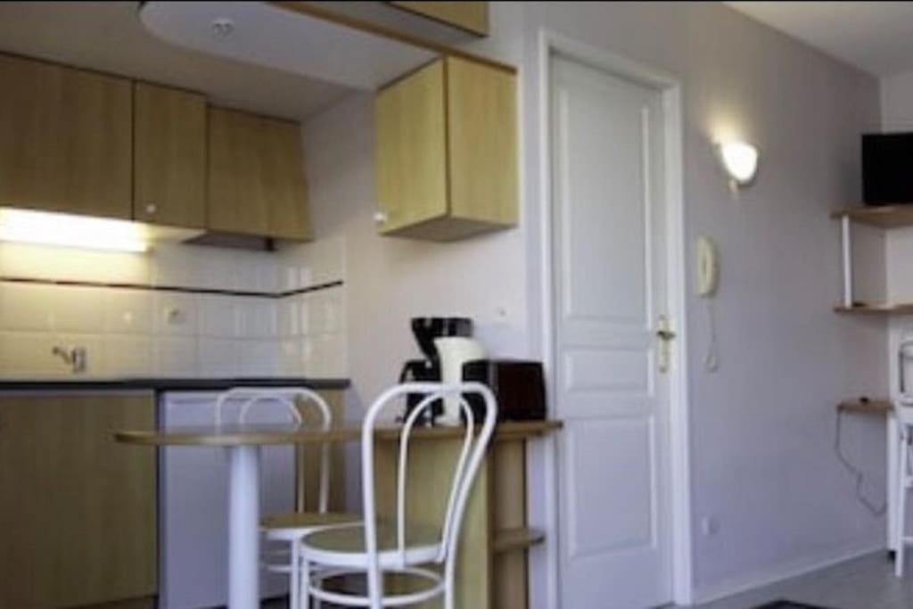 La Rochelle Minimes - Studio Meuble Avec Piscine Zewnętrze zdjęcie